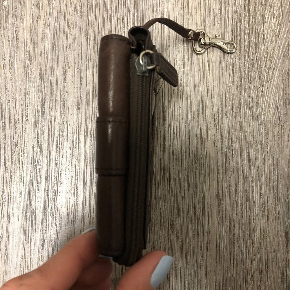 Fossil Genuine Leather Wallet Chocolate Brown Wristlet Keyring Keychain ID - Picture 7 of 9